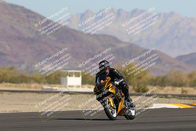 media/Nov-06-2022-SoCal Trackdays (Sun) [[208d2ccc26]]/Turn 14 (930am)/